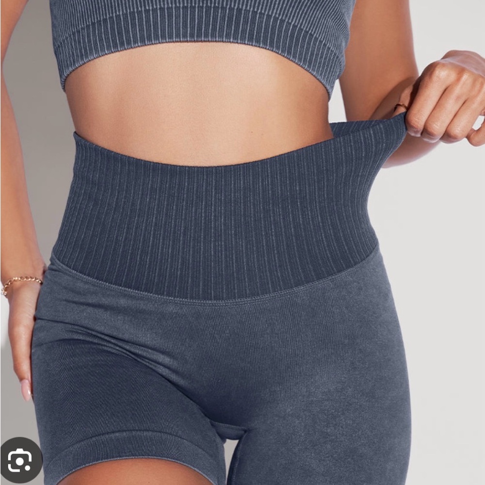 POPFLEX Women's Ribbed Athletic Shorts in Charcoal